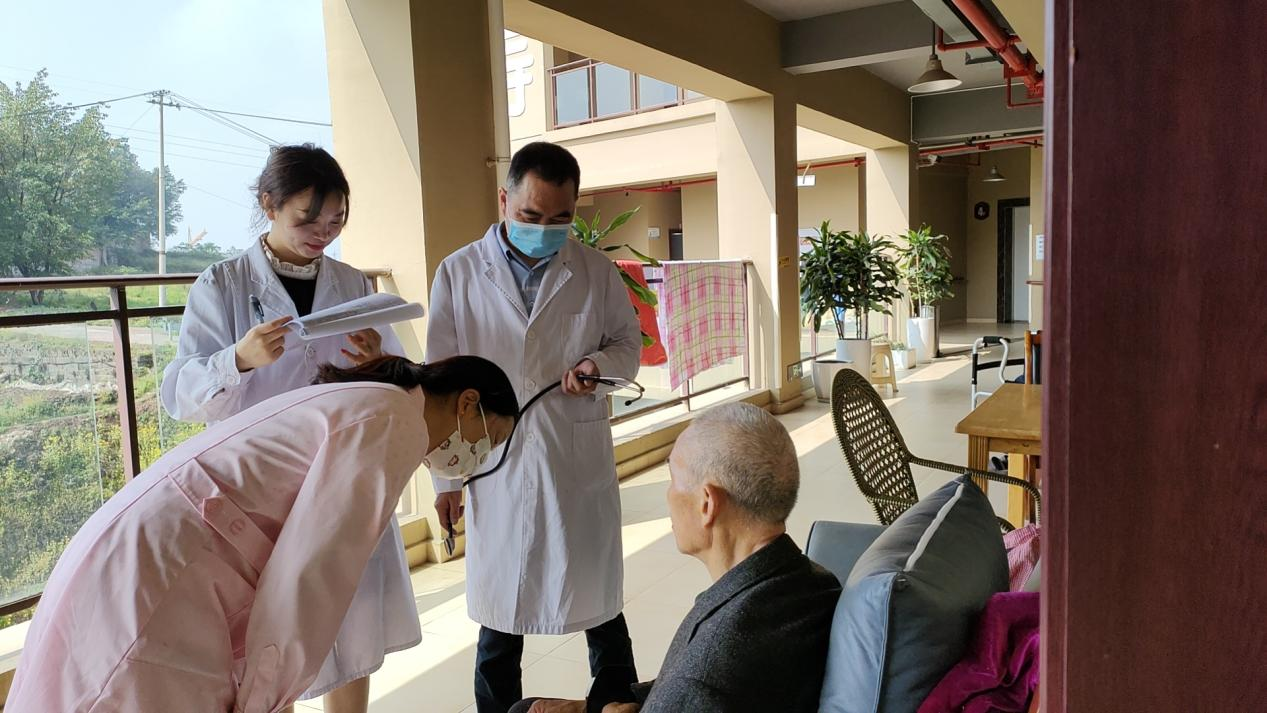 泰康医院义诊康健检查活动